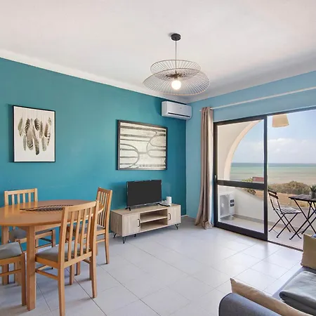 Amazing Ocean View 2 *